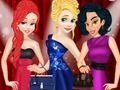 Cluiche Princesses Taispeáin cairpéad dearg  ar líne