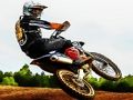 Cluiche Cleasanna Rásaíochta Dirtbike  ar líne