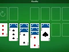 Cluiche xLeague Solitaire ar líne