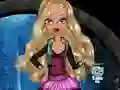 Cluiche Monster High Doll ar líne