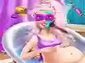 Cluiche Hero Ellie Pregnant Spa ar líne