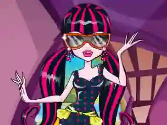 Cluiche Draculaura Swimsuits Design ar líne