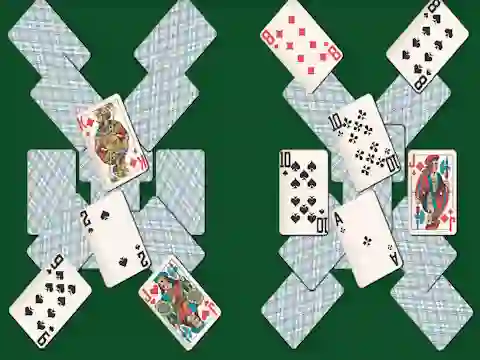 Cluiche Solitaire Soviet ar líne
