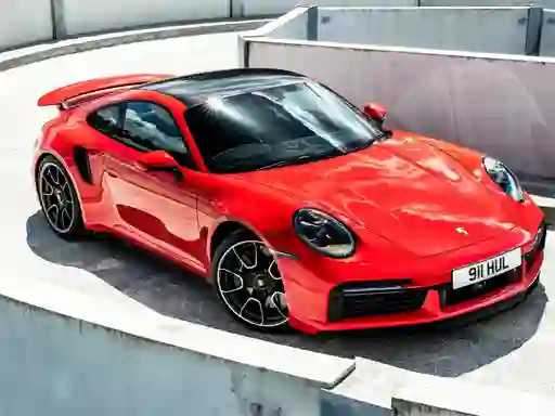 Cluiche 2021 UK Porsche 911 Turbo S ar líne