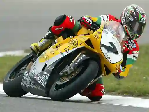 Cluiche Superbike Slide ar líne