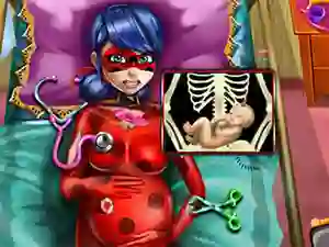 Cluiche Pregnant Dotted Girl Emergency ar líne