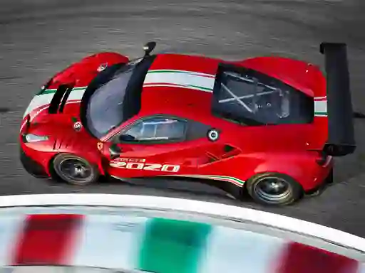 Cluiche Ferrari 488 GT3 Evo ar líne