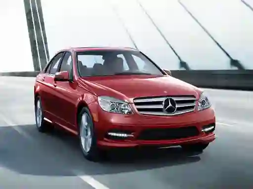 Cluiche C - Class Sedan Puzzle ar líne