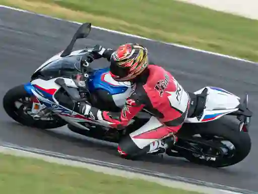 Cluiche Drifting BMW S1000rr ar líne