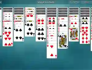 Cluiche Spider Solitaire ar líne