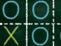Cluiche Madra Tac Toe blackboard  ar líne
