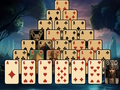 Cluiche Pirimid Solitaire Mór Pirimid  ar líne