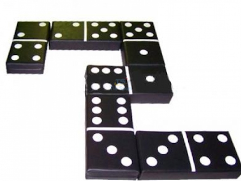 Cluiche Domino Multiplayer Online  ar líne