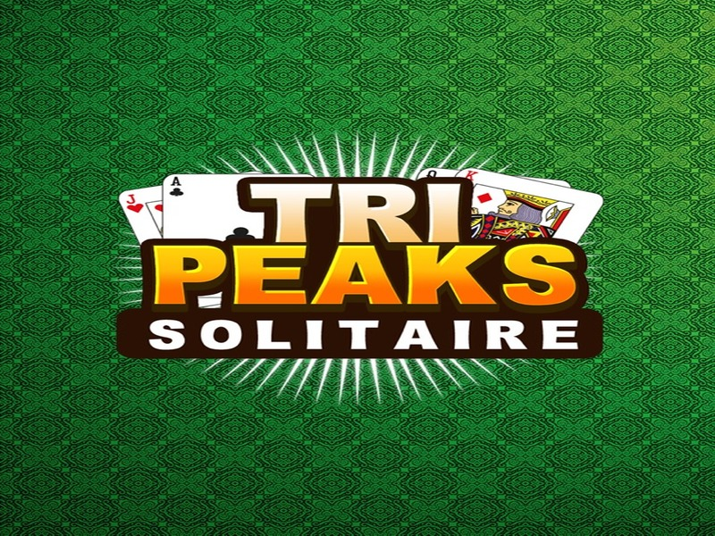 Cluiche Cluiche Trí Peaks Solitaire Clasaiceach ar líne
